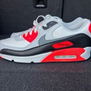 Nike Men's Gray and Red Athletic Shoes
